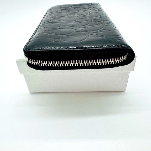 Dior Patent Leather Long Zippy Wallet 🖤 - Picture 4 of 6
